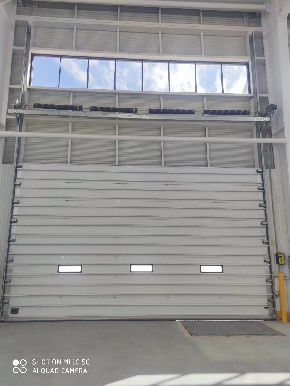 工業(yè)提升門、滑升門-興德門業(yè)